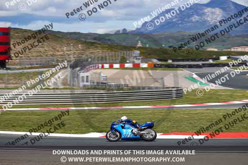 cadwell no limits trackday;cadwell park;cadwell park photographs;cadwell trackday photographs;enduro digital images;event digital images;eventdigitalimages;navarra;no limits trackdays;peter wileman photography;racing digital images;trackday digital images;trackday photos